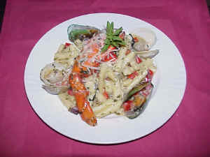 Chuck's Seafood Pasta.jpg (69437 bytes)